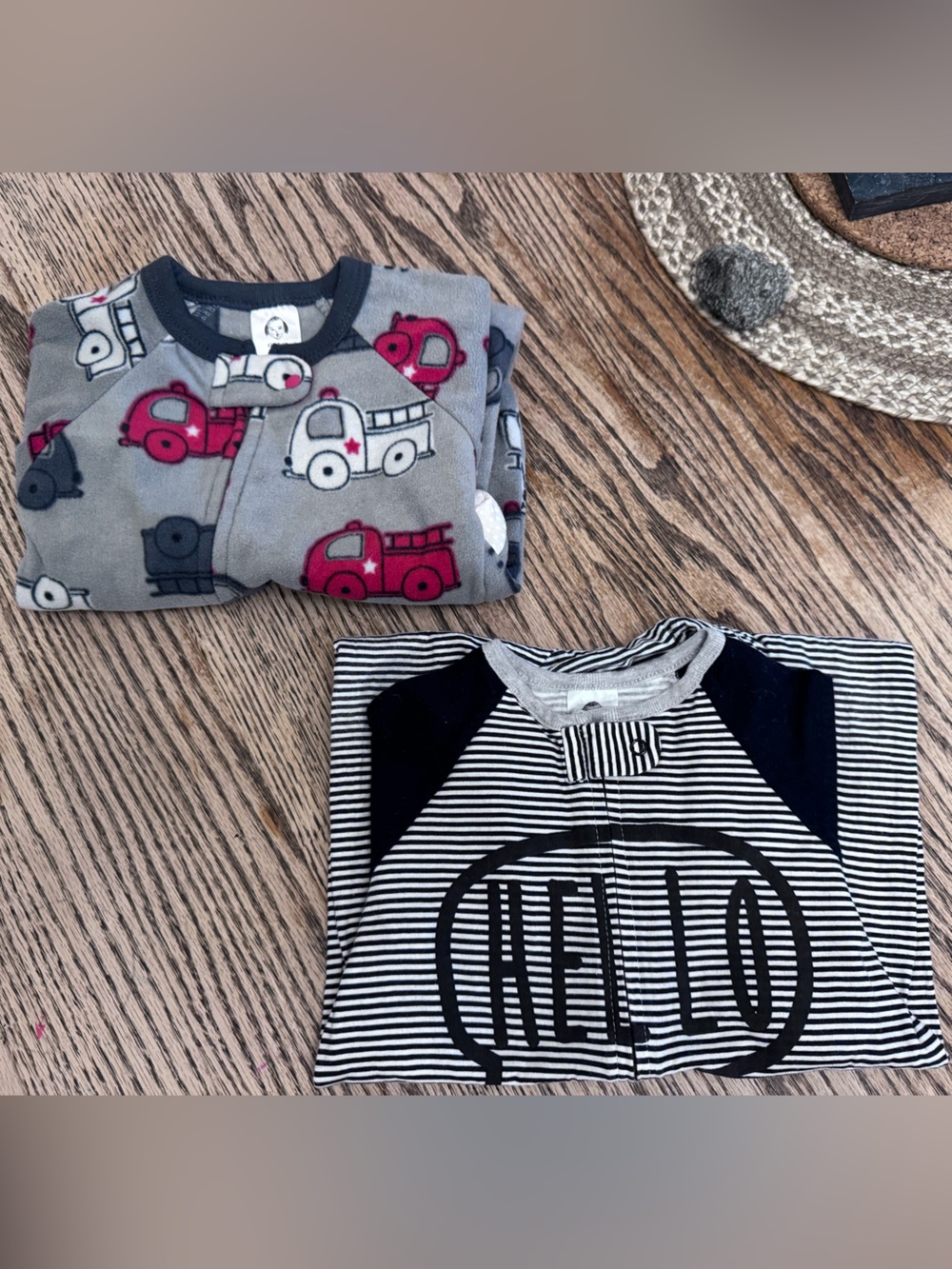 Gerber Black & White Striped 'HELLO' Raglan Tee Size 6-9M